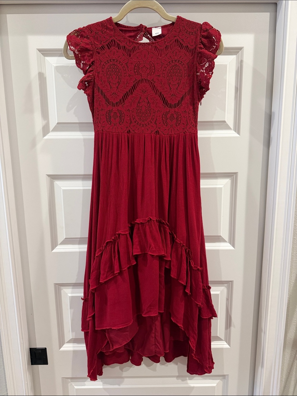 Amazon Red Lace Flutter-Sleeve High-Low Girls' Dress